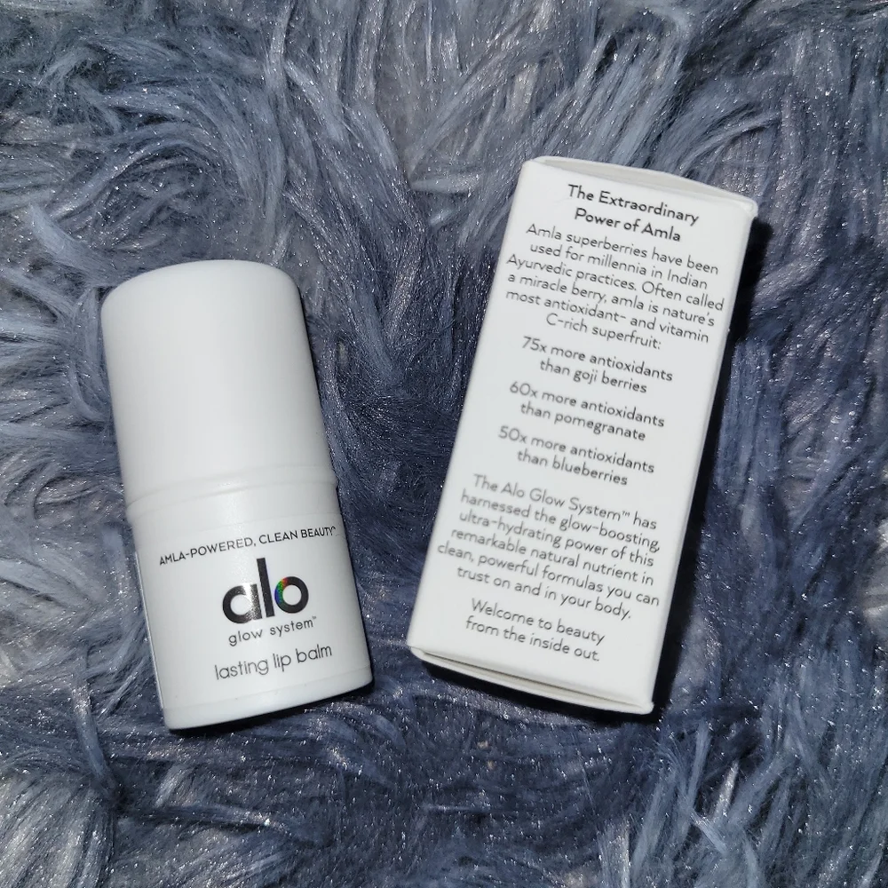 Alo lasting lip balm NIB